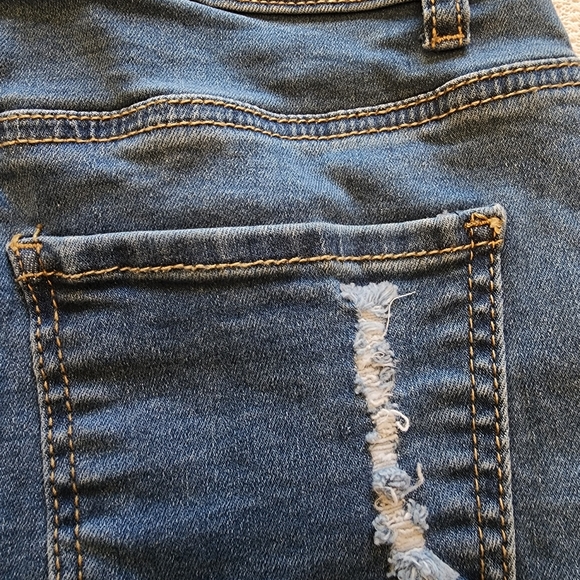 Denim Blvd Distressed Denim Mini Skirt Size Large - Picture 3 of 7